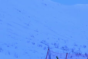 Делимся атмосферным видео с горнолыжного склона в Кировске: горы, снег и тот самый северный пейзаж, который заряжает на работу и новые результаты.