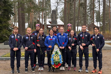 Команда FIS почтили память погибших в боях Великой Отечественной войны