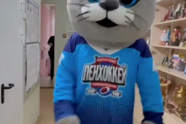 Талисманы ленинградских спортивных команд тоже спешат на выборы!