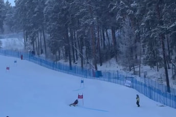 ПОЗДРАВЛЯЕМ НАШИХ СТАРШИХ СПОРТСМЕНОВ!